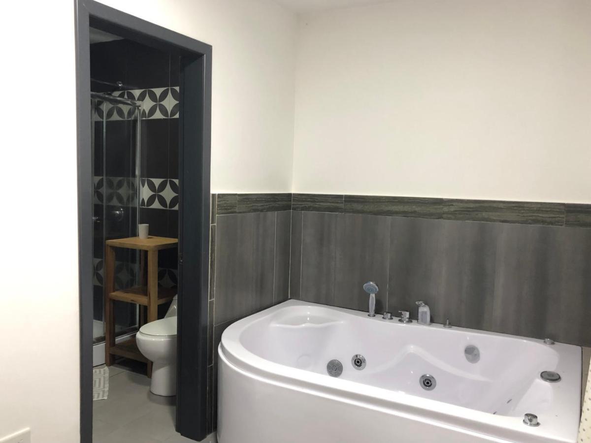Elegante Apartamento Con Vistas Al Volcan Tungurahua Baños Eksteriør billede